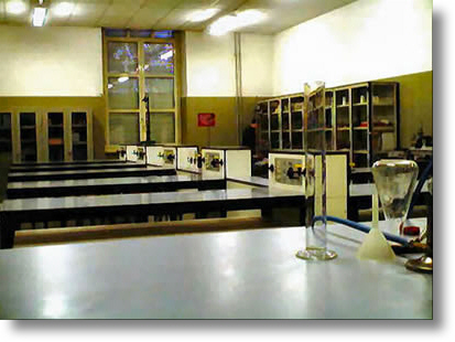 laboratorio di fisica
